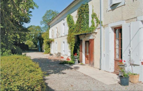 Отель Holiday Home Cresse Chagnolet  Крессе